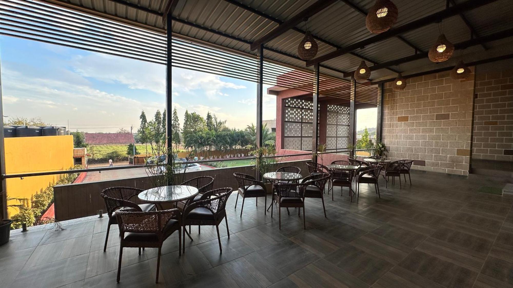 Lion Park Hotel & Resorts Sasan Gir Exterior foto